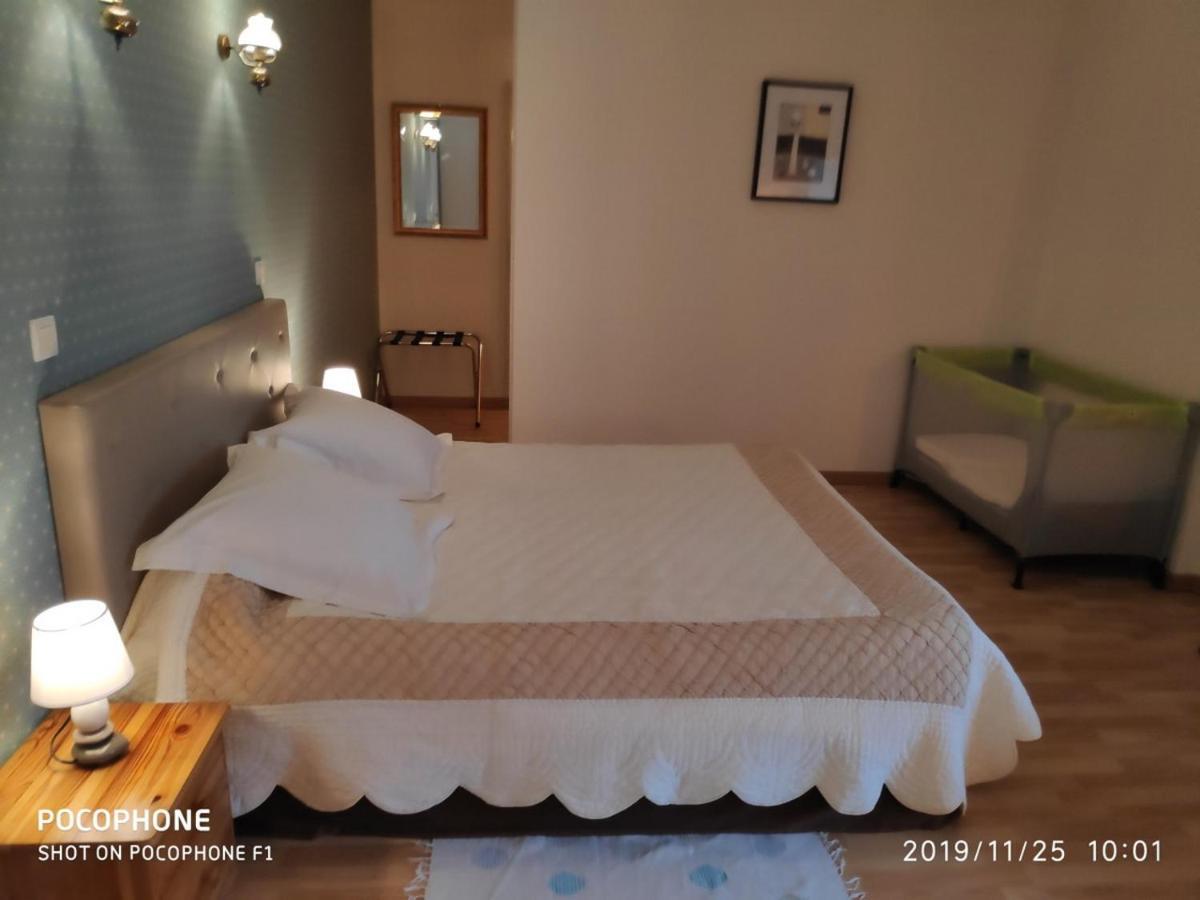 Logis De Chezelles Bed and Breakfast Sidiailles Εξωτερικό φωτογραφία
